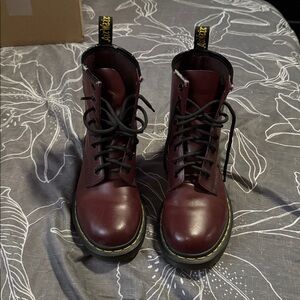 Dr Martens Cherry 1460